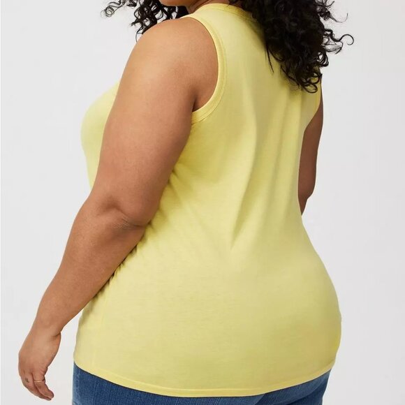 Torrid Tank Top 3X Yellow V-neck Girlfriend Fit Layering T-Shirt Plus Size Tee - Picture 2 of 3